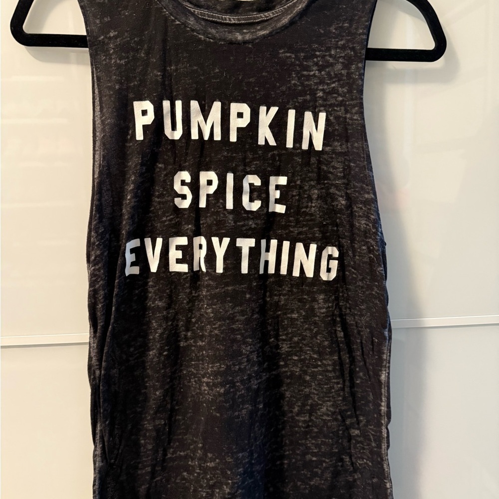 💸CLEARANCE 4/$15💸 Black Graphic Tank Top